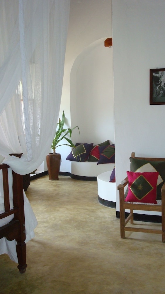 The Swahili House 36/65