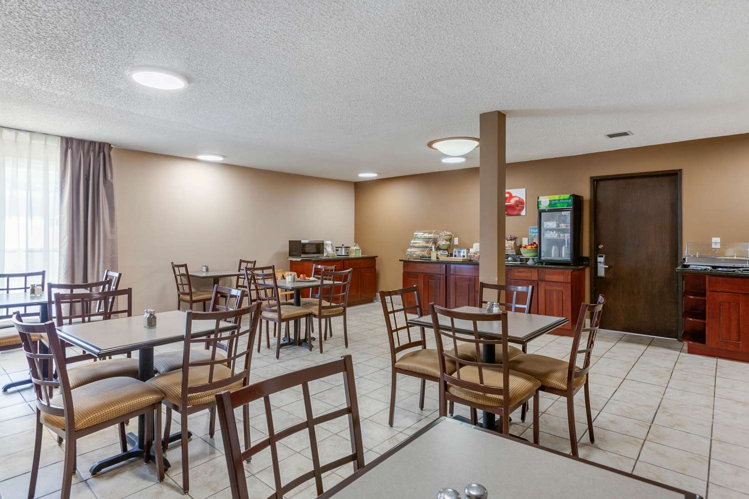 Quality Inn Ontario, OR 28/32
