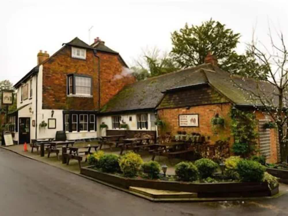 The Black Horse Inn 3/60