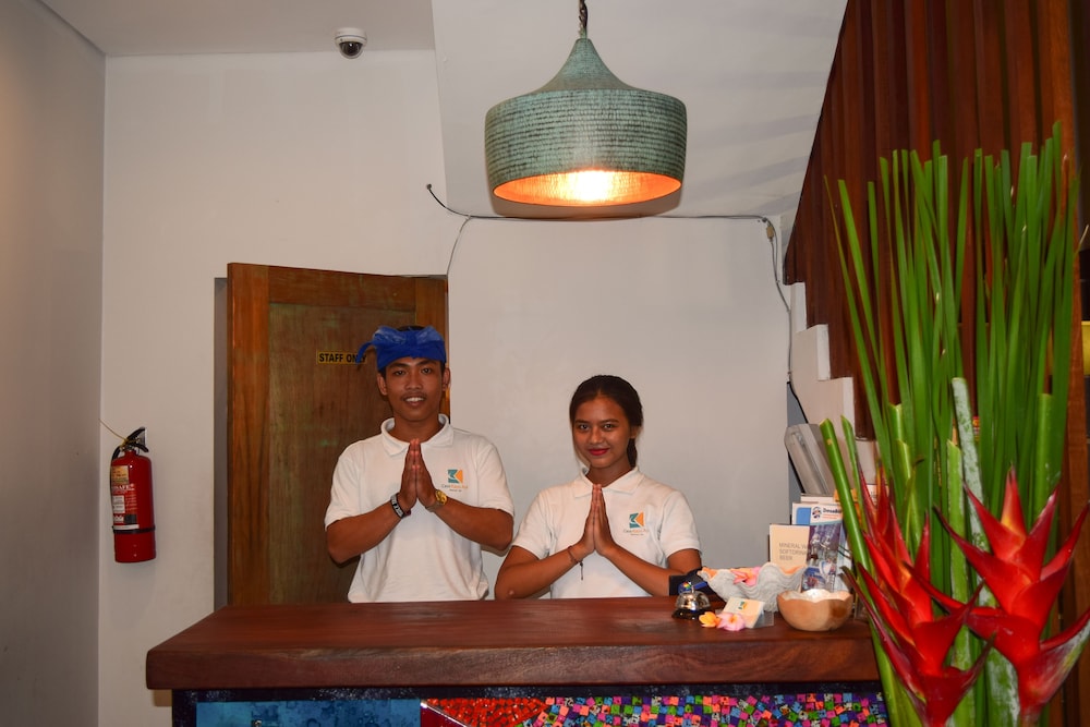 Hola Seminyak 6/50