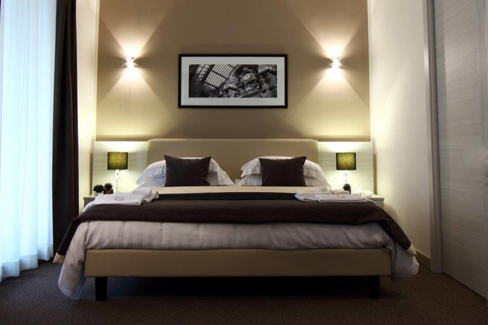Stelle the Businest Hotel 11/47