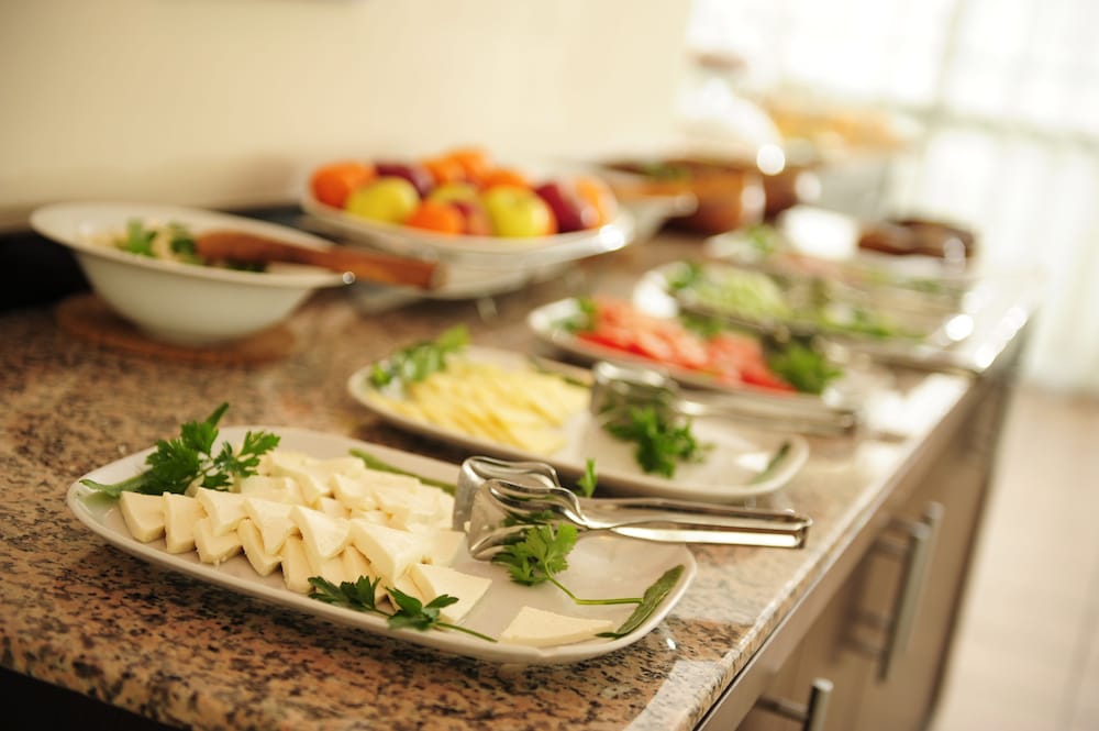 Üstün Otel Alsancak 32/48