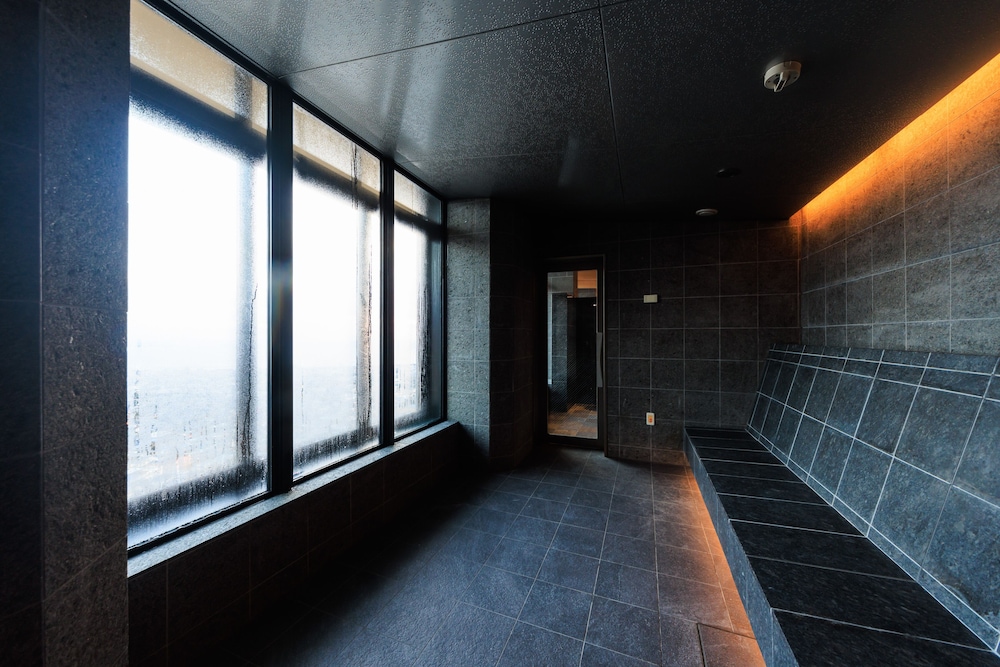 Suginoi Hotel 41/76
