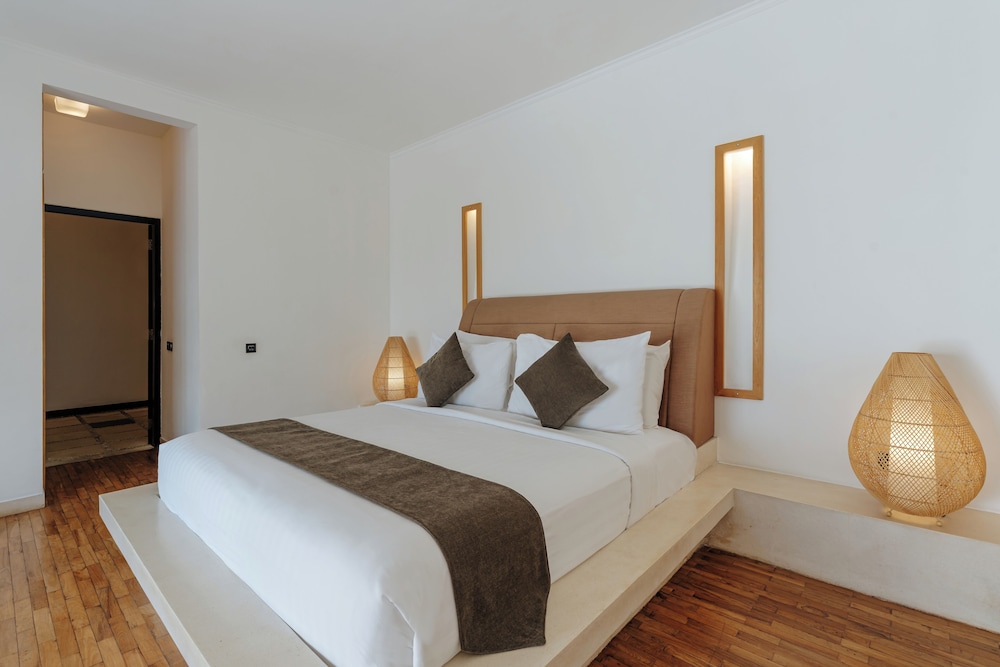 The Seminyak Suite - Private Villa 14/62
