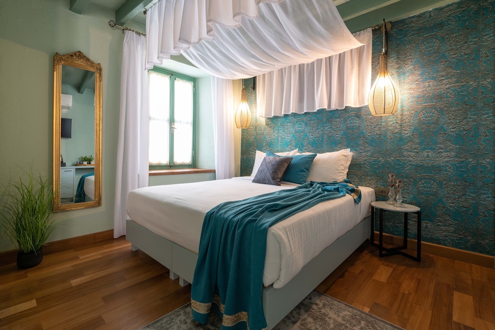 SPERVERI BOUTIQUE HOTEL 29/77