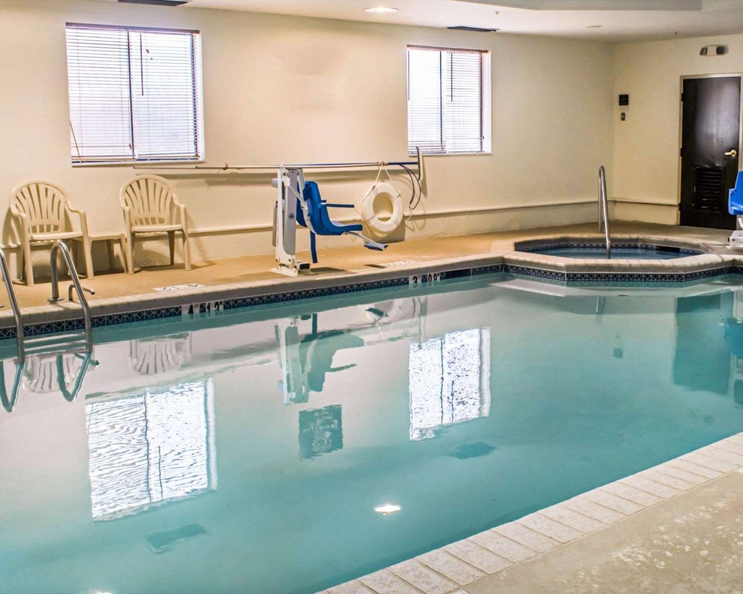 Sleep Inn & Suites Monticello 12/20