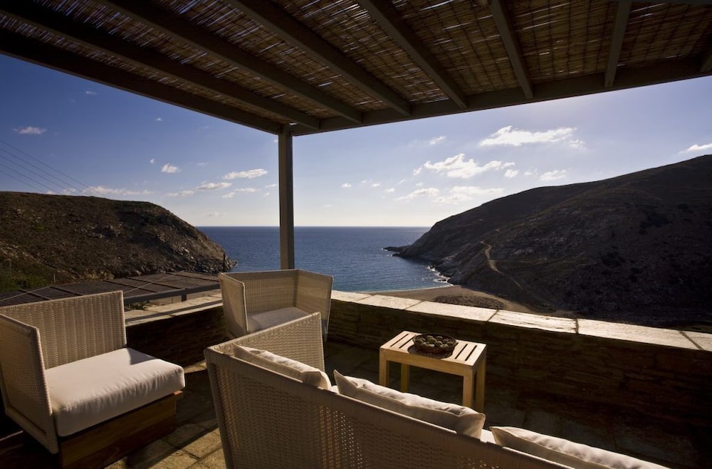 AEGEA BLUE CYCLADITIC RESORT(FOMERLY AEGEA BLUE VILLAS AND SUITES) 31/72