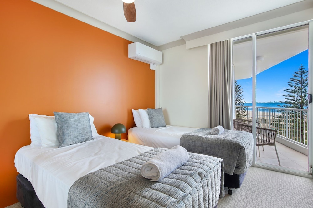 Meridian Tower Apartments 11/50