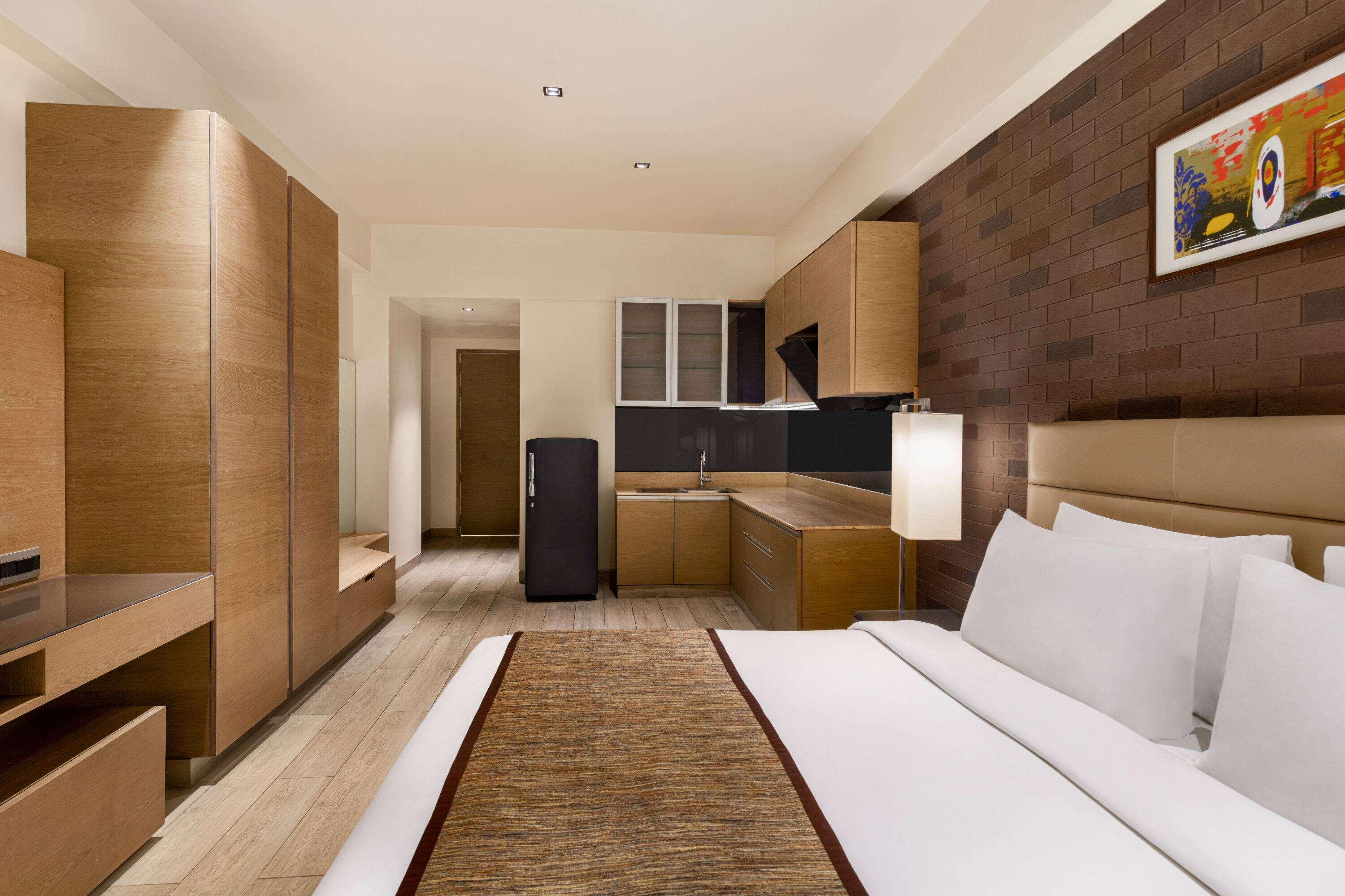 Deluxe, Single Bed, Garden or City View