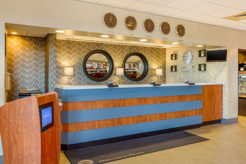 Comfort Inn & Suites Logan International Airport 5/40