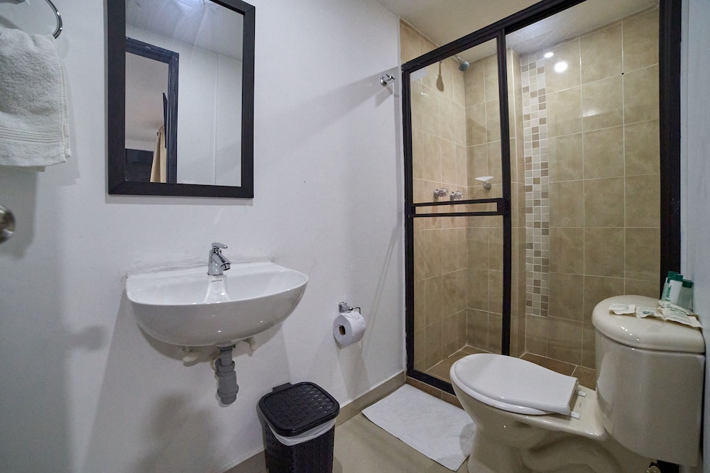 غرفة قياسية بسريرين منفصلين، Farum Hotel 5/5