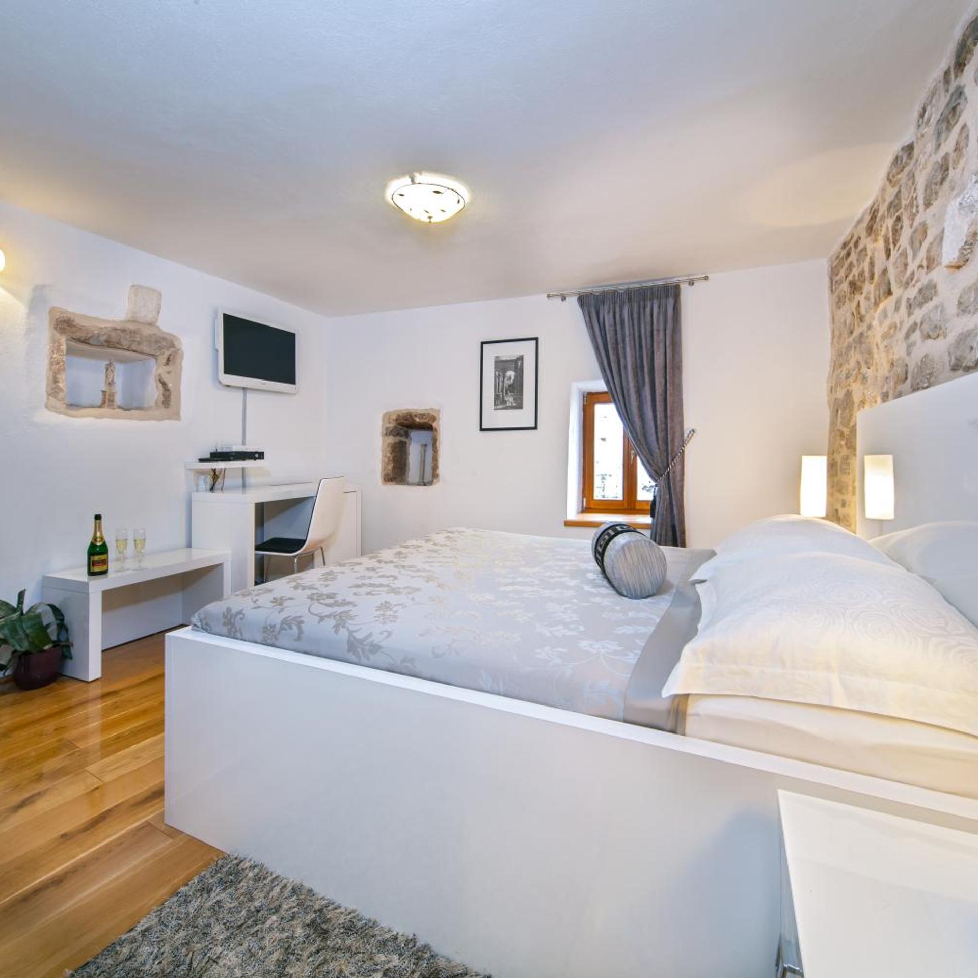 Comfort, Double Bed