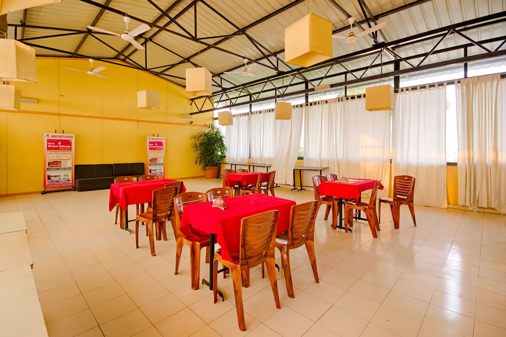 Hotel Grand Ashwin 36/41