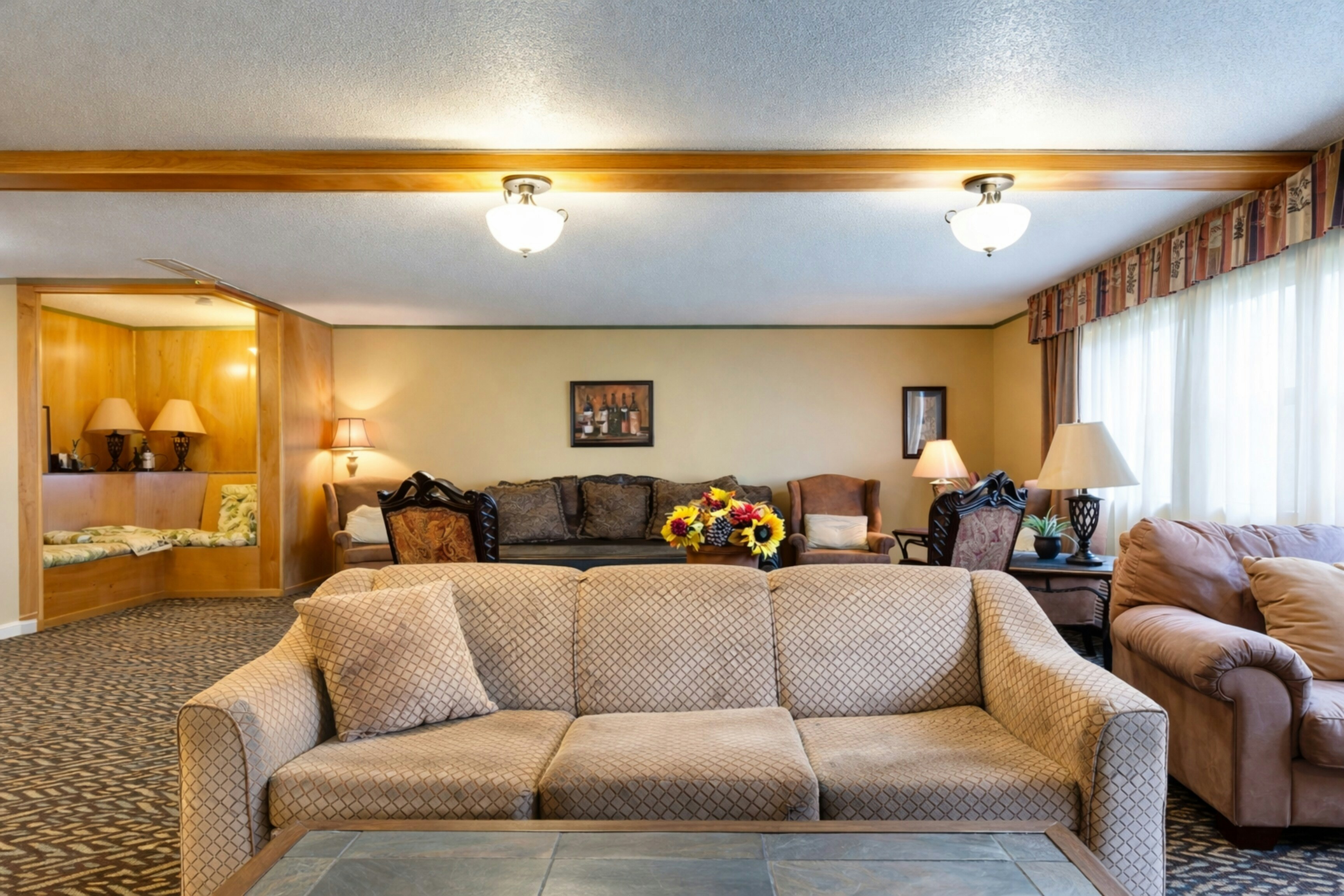 Fireside Inn & Suites 75/88