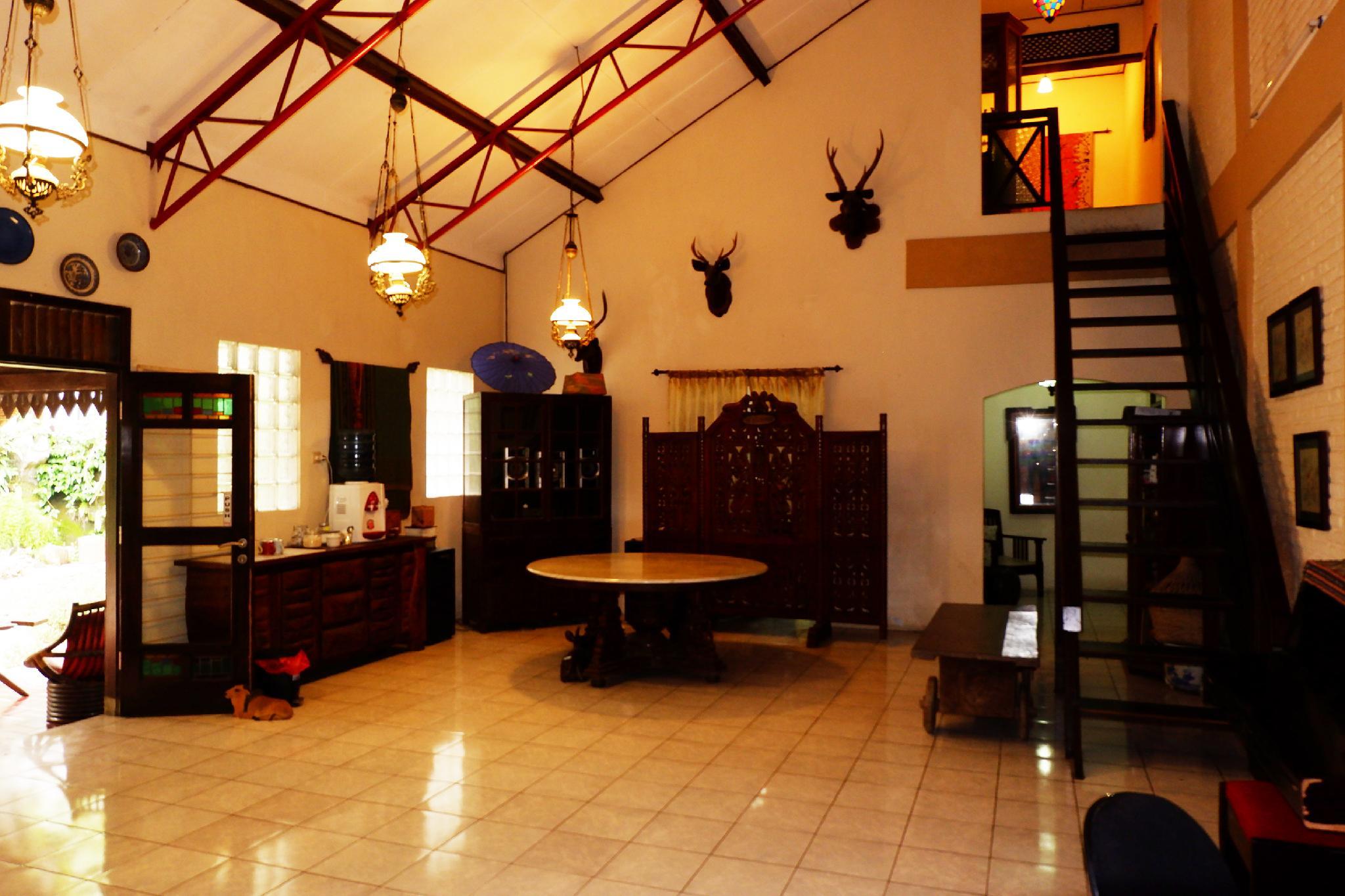 Oyo 604 Cemaras Homestay 4/18