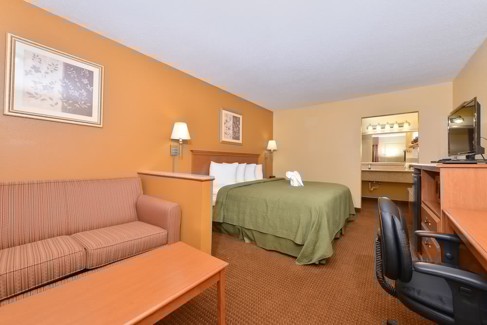 Quality Inn & Suites Cartersville North 22/42