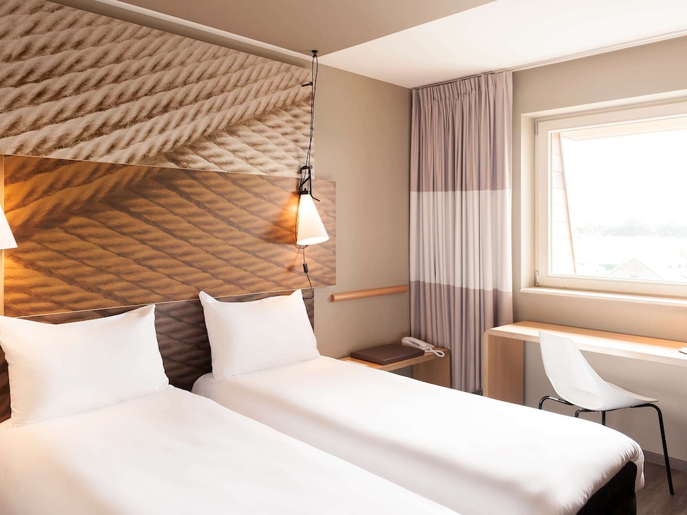 Ibis De Haan 9/45