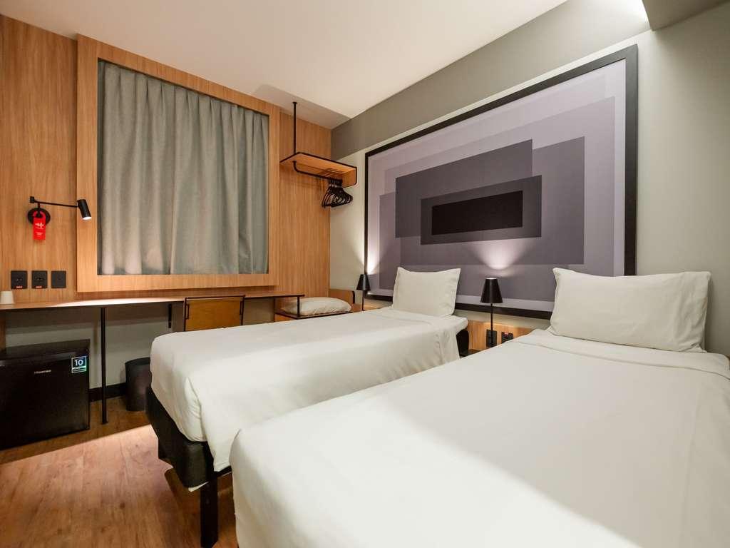 Superior, Double Bed, Street View