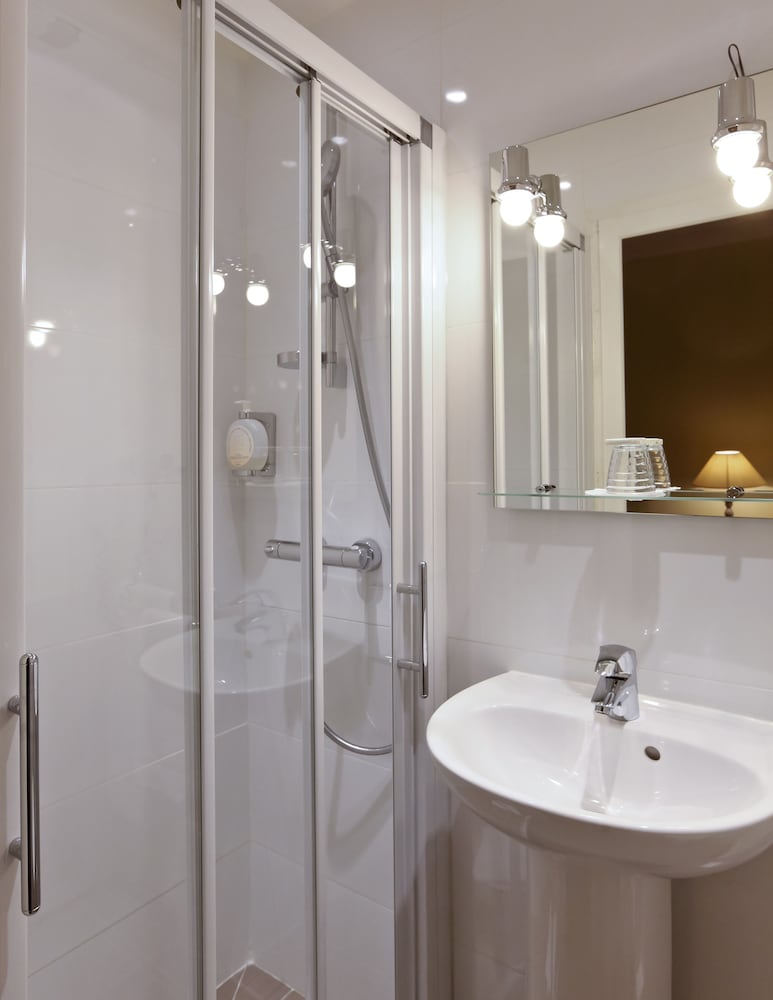 غرفة سوبيريور بسرير مزدوج، Hotel Du Dauphin 7/9