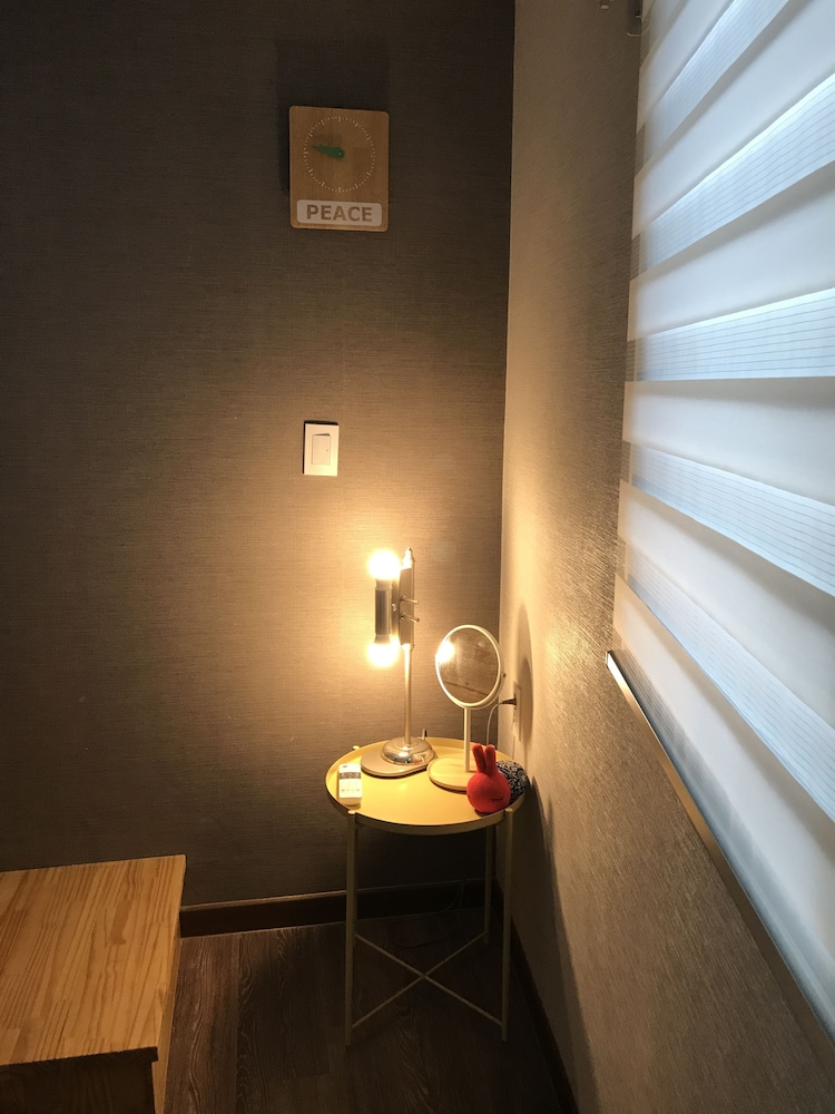 Myeongdong Artmonstay Guesthouse 39/74