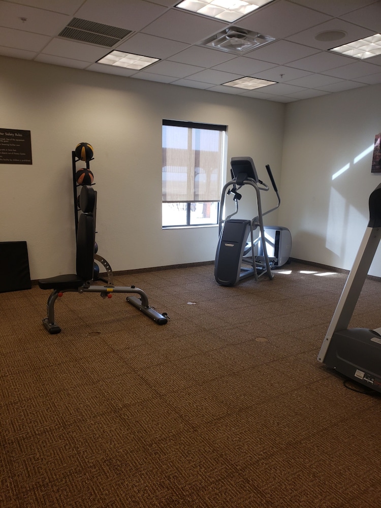 Comfort Inn & Suites Sidney I-80 23/49