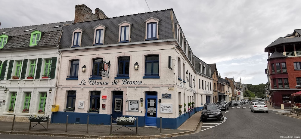 Hotel the Originals Saint Valery Sur Somme La Colonne de Bronze Ex In 70/71