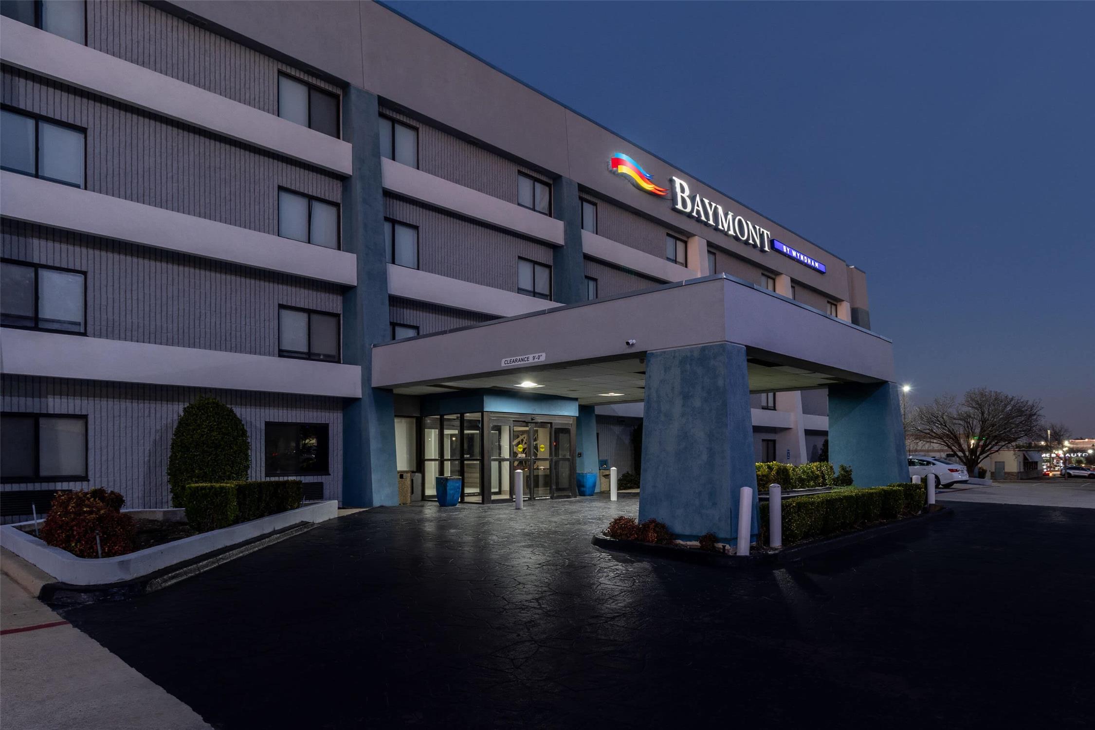Baymont By Wyndham Arlington At Six Flags Dr 7/41