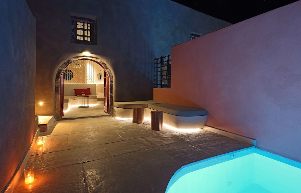 Andronikos Canaves Santorini 9/22