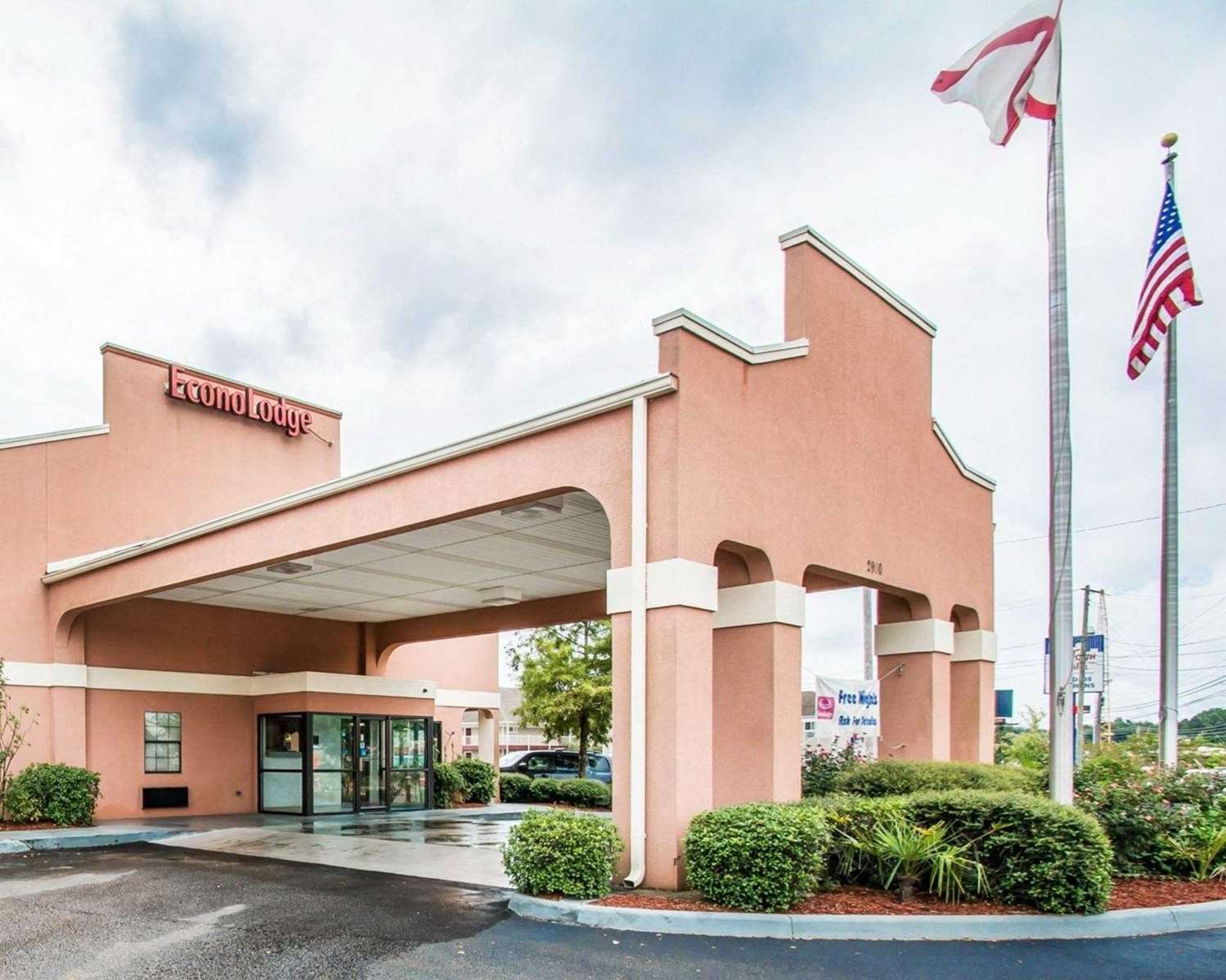 Econo Lodge Dothan West 3/20