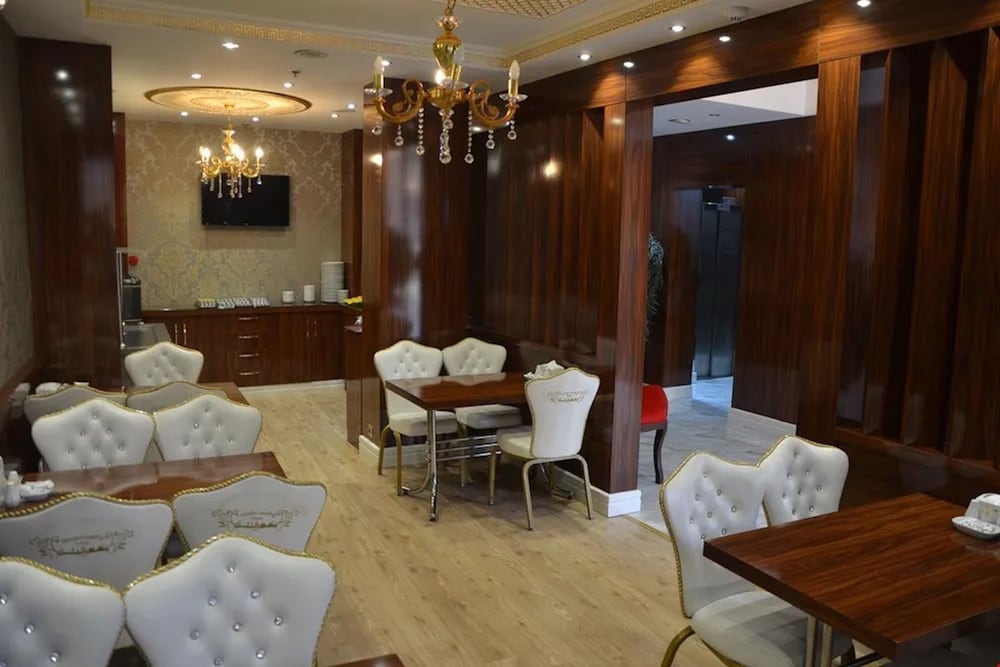 Sahra Airport Hotel 42/56