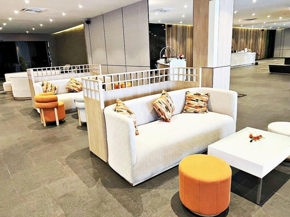 The Srivaree Airport Hotel 32/50
