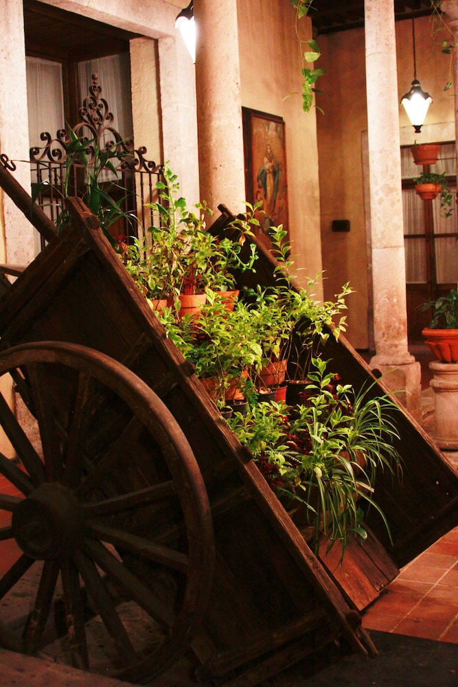Alameda Centro Historico Hotel 51/53
