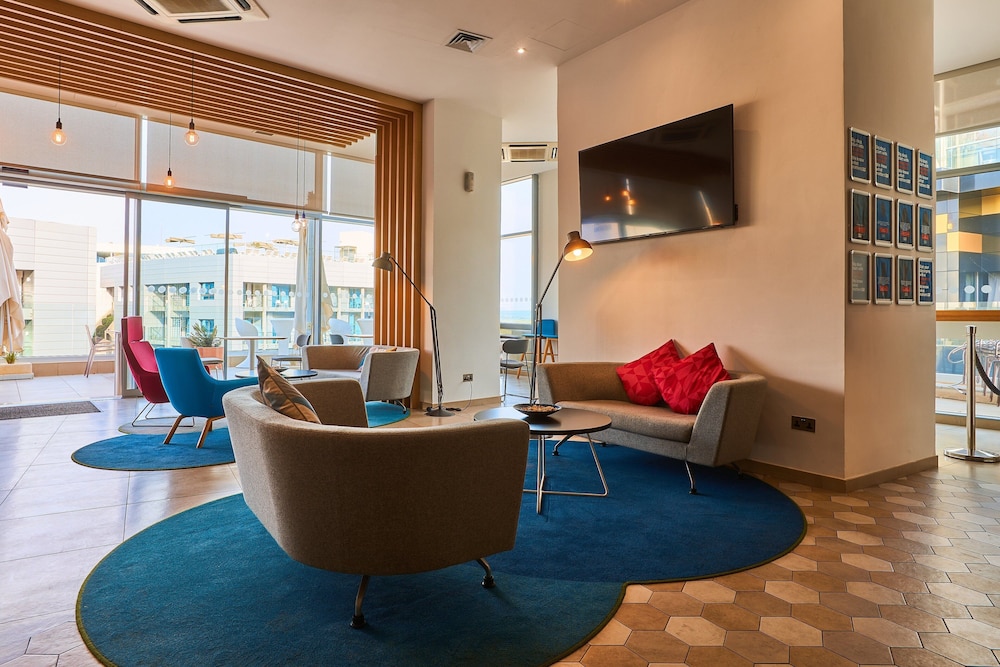 HOLIDAY INN EXPRESS MALTA 51/68