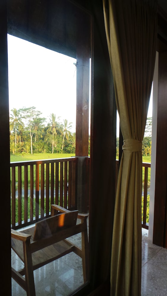 Villa Kemuning 37/40