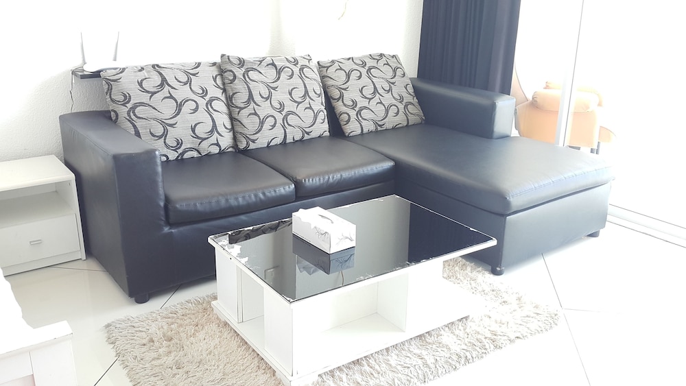 Vtsix Condo Rentals at View Talay 6 Pattaya 44/71