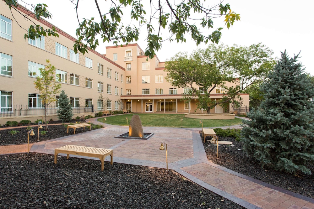Drury Plaza Hotel In Santa Fe 47/50