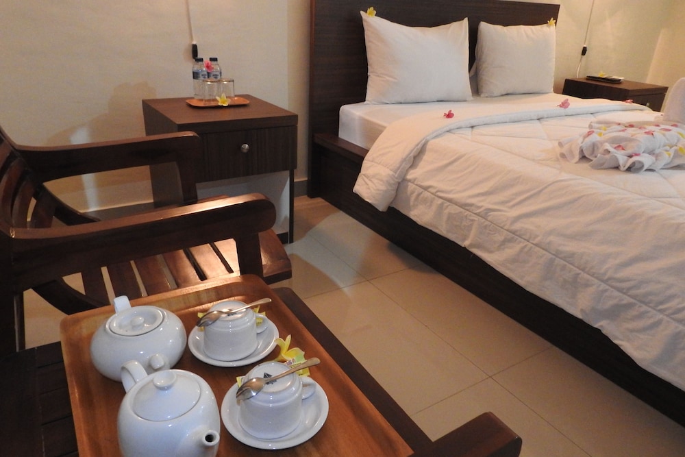 D' Batur Hotel 12/30