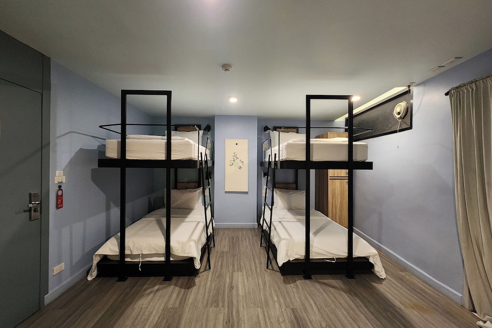 Simply Sleep Hostel 23/50