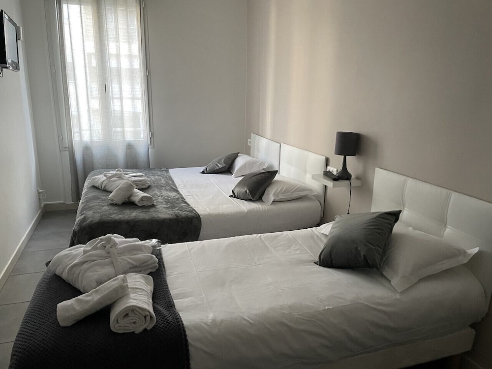 HOTEL ANNA LIVIA 30/56