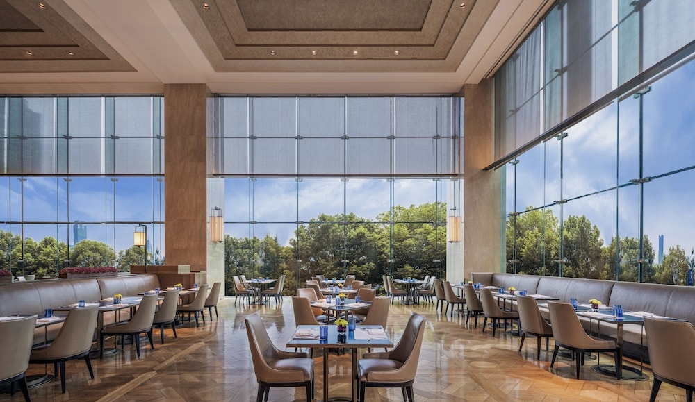 Regent Chongqing 61/81