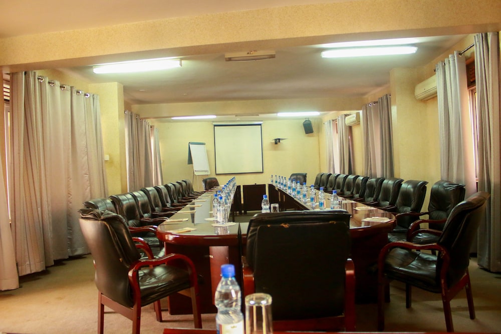 The City Royal Resort Hotel 22/30