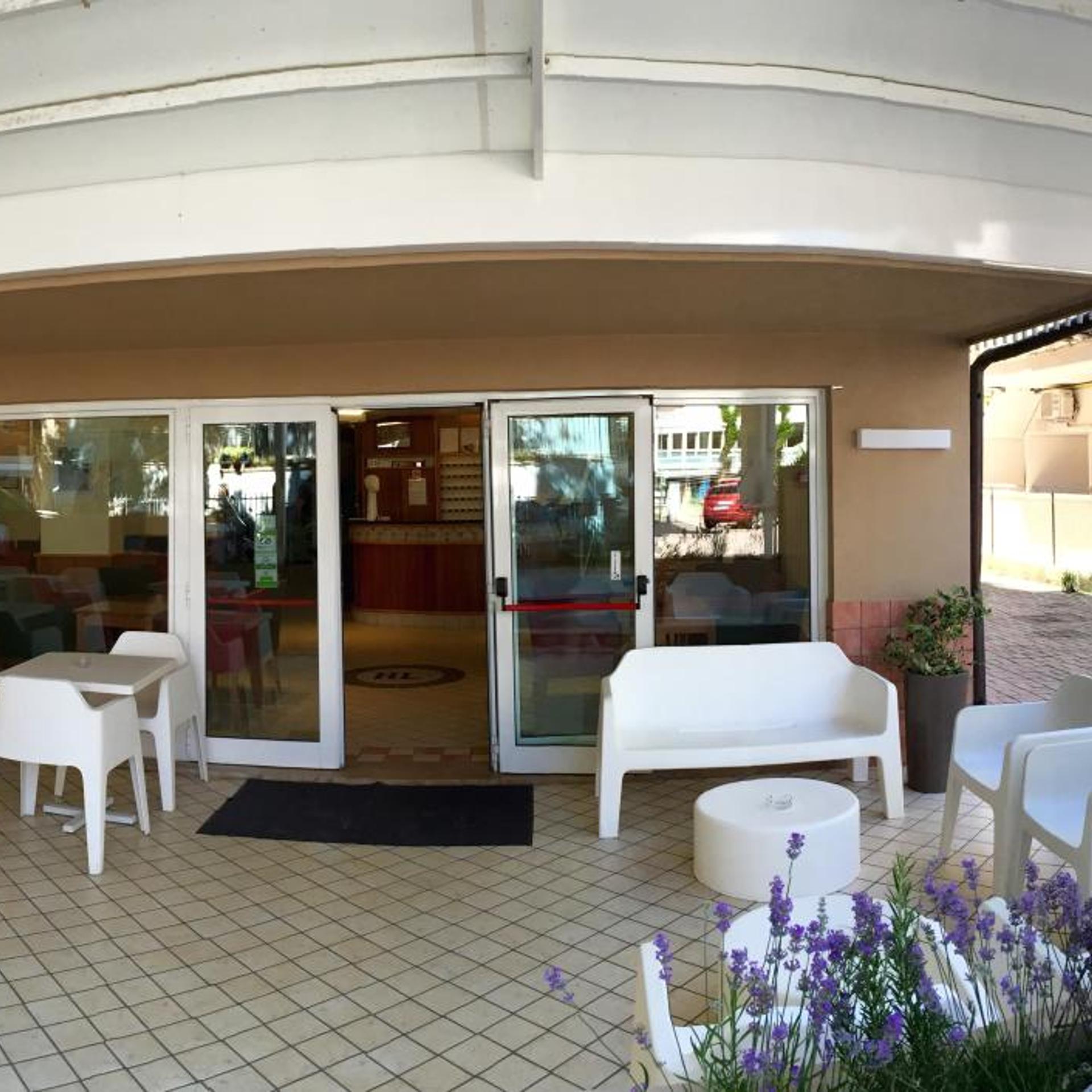 Hotel Little 5/57