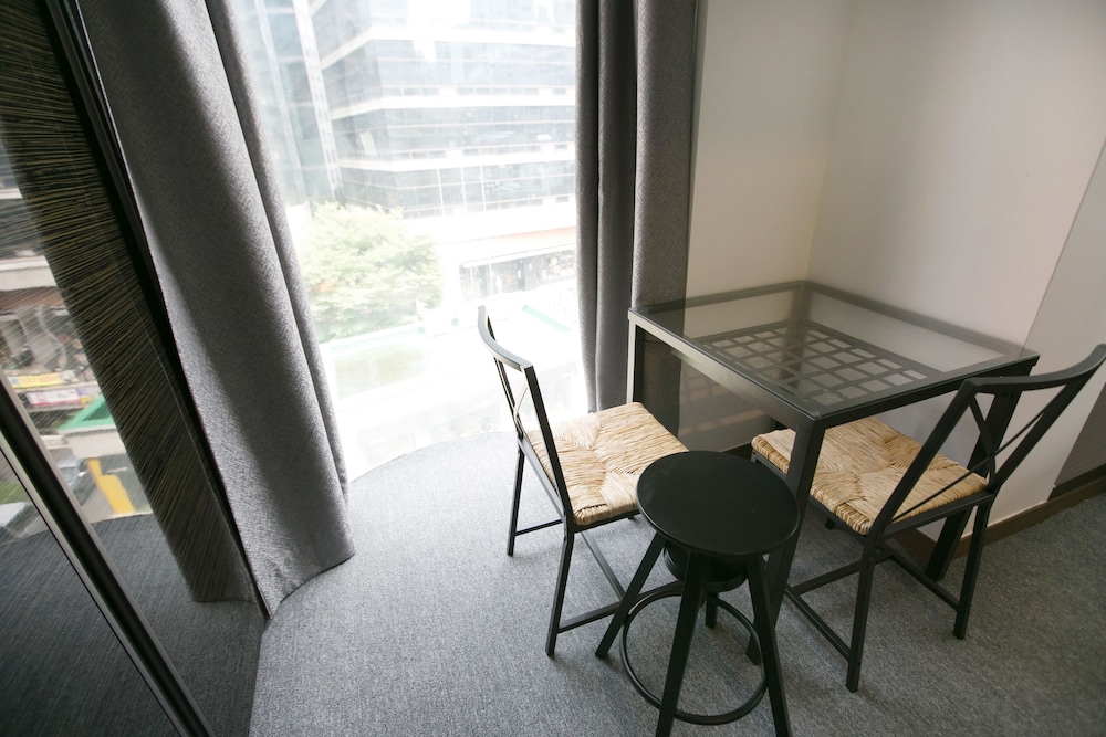 Philstay Myeongdong Central Hotel 47/53