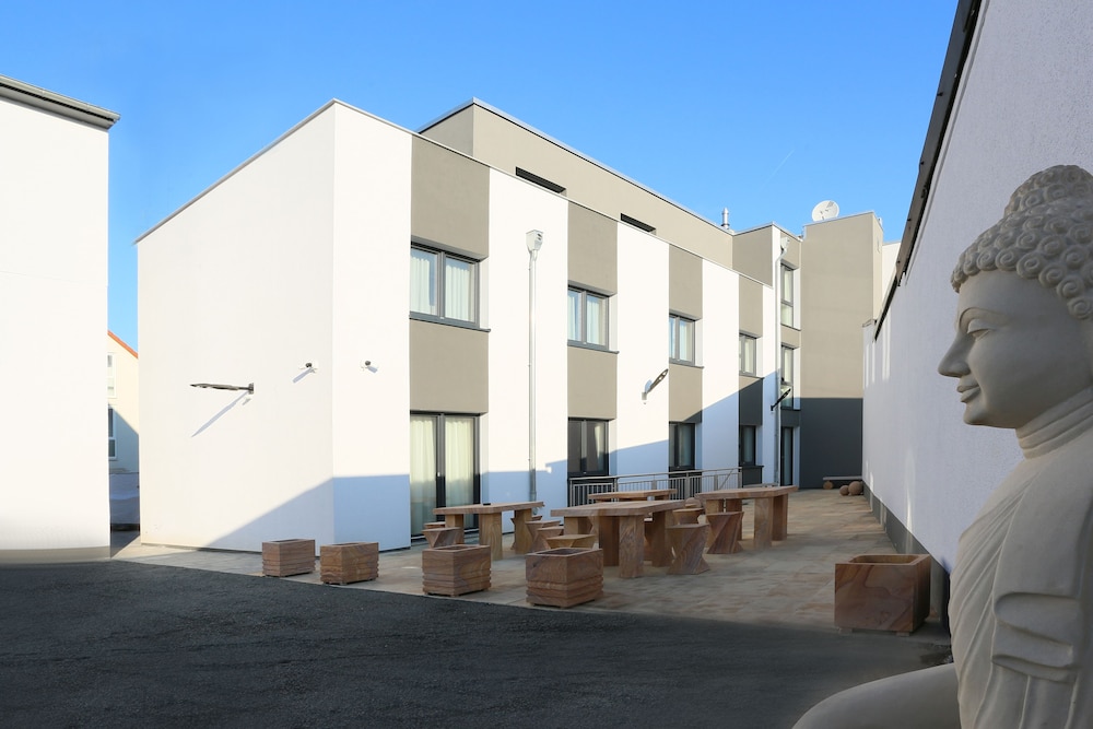 Naam Apartment Hotel Frankfurt City Messe Airport 3/36