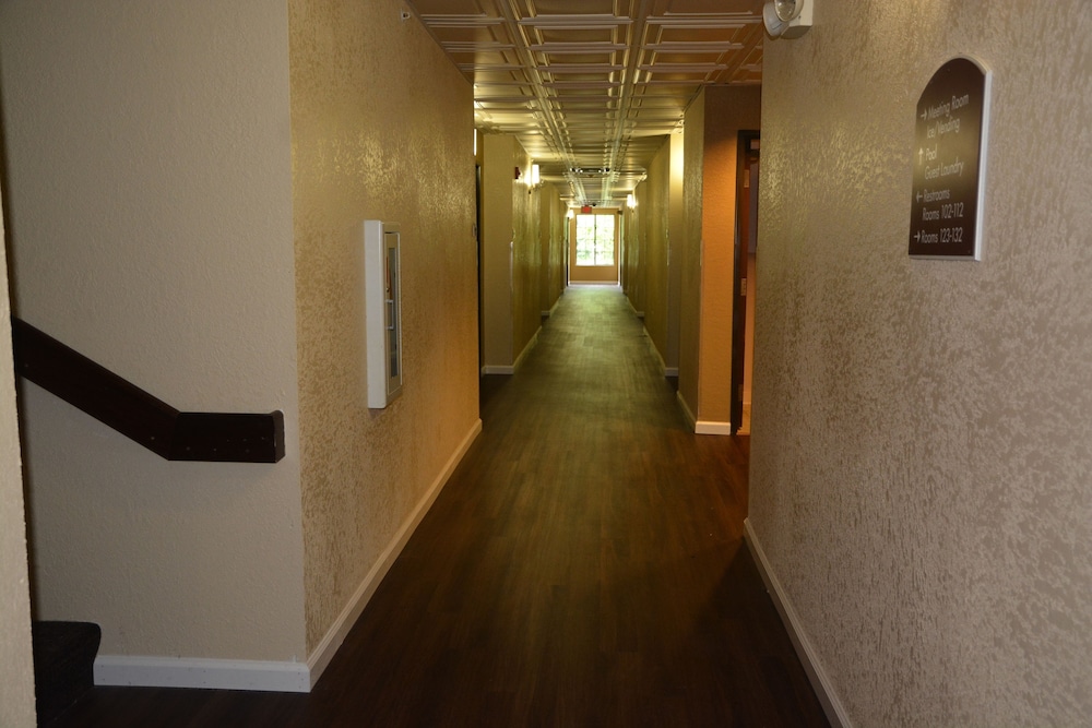 Countryside Inn And Suites 21/40