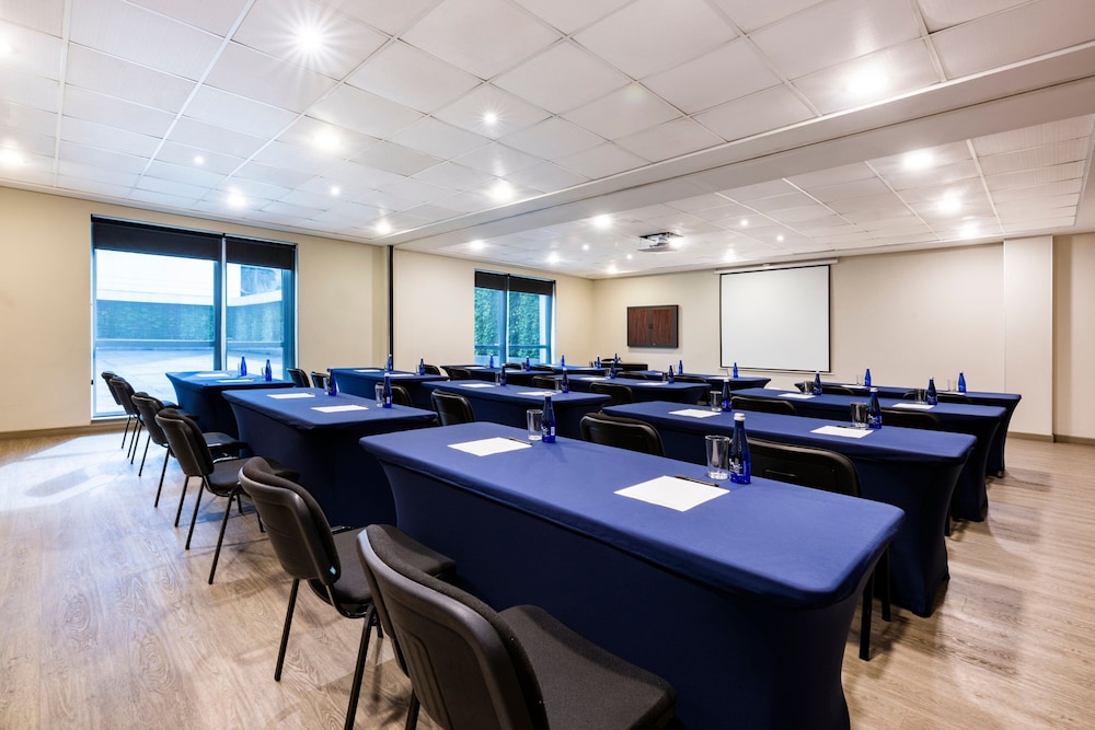 City Express Plus by Marriott Cali Colombia 61/66