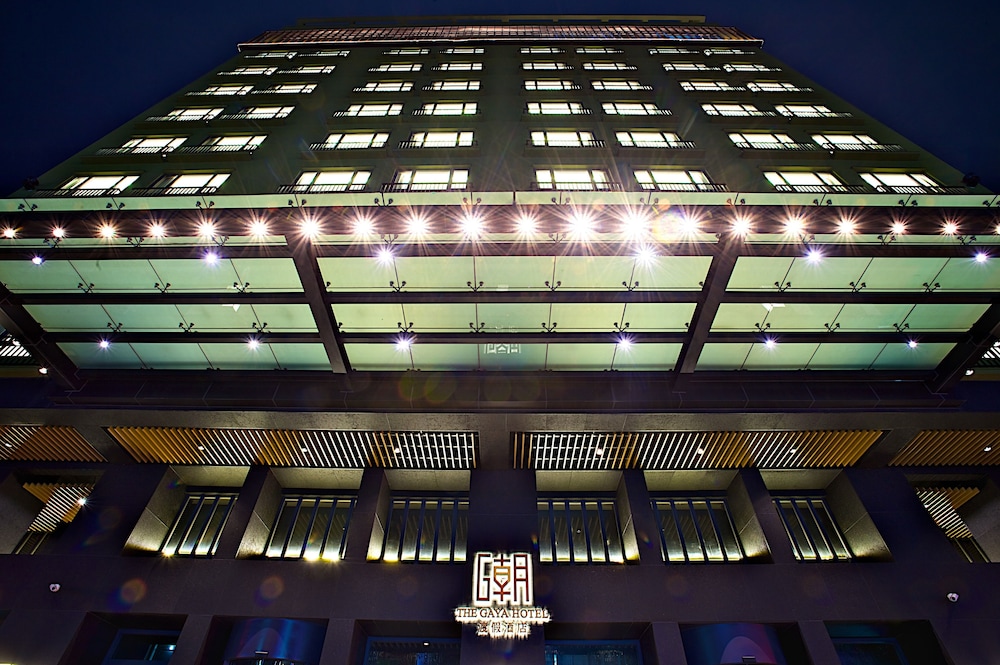 The Gaya Hotel 2/72