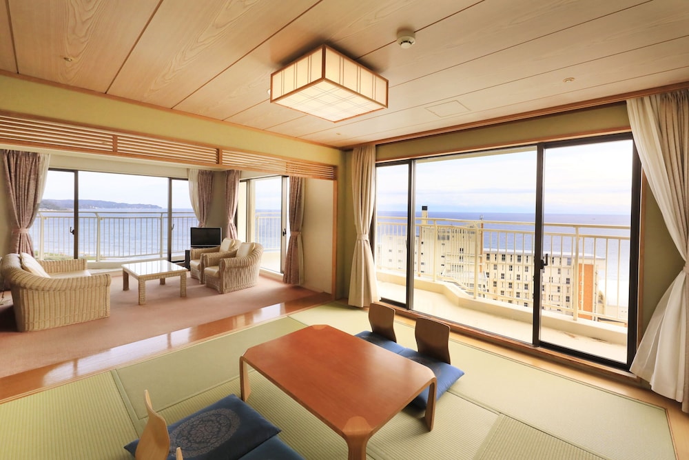 Kamogawa Grand Tower 13/42
