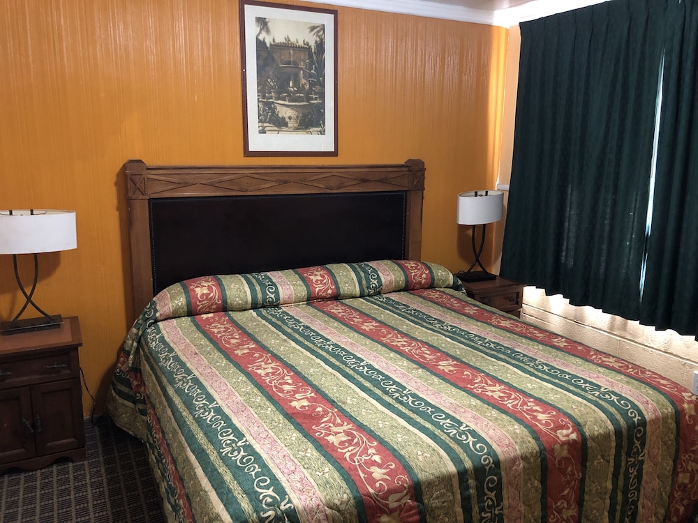 Ruta Motel 15/54
