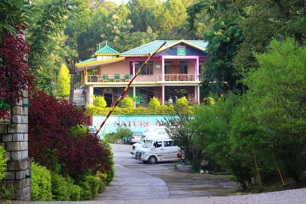 Nature Bloom Hotel And Resort 5/50